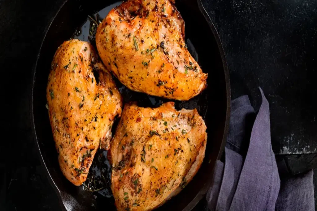 Sobrecoxa com batata na airfryer