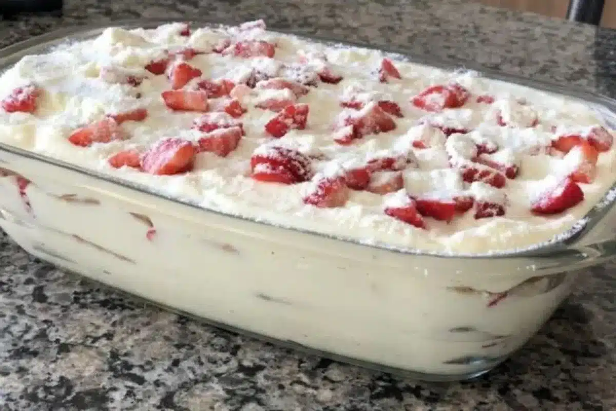 pavê de leite ninho com morango